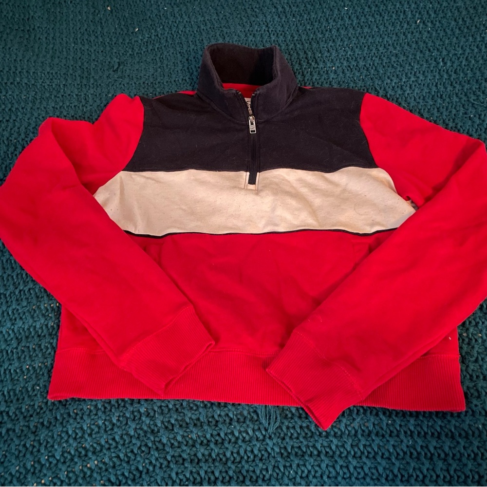 Hollister quarter zip